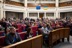 "Выбить из-под Зеленского Кабмин и Раду"